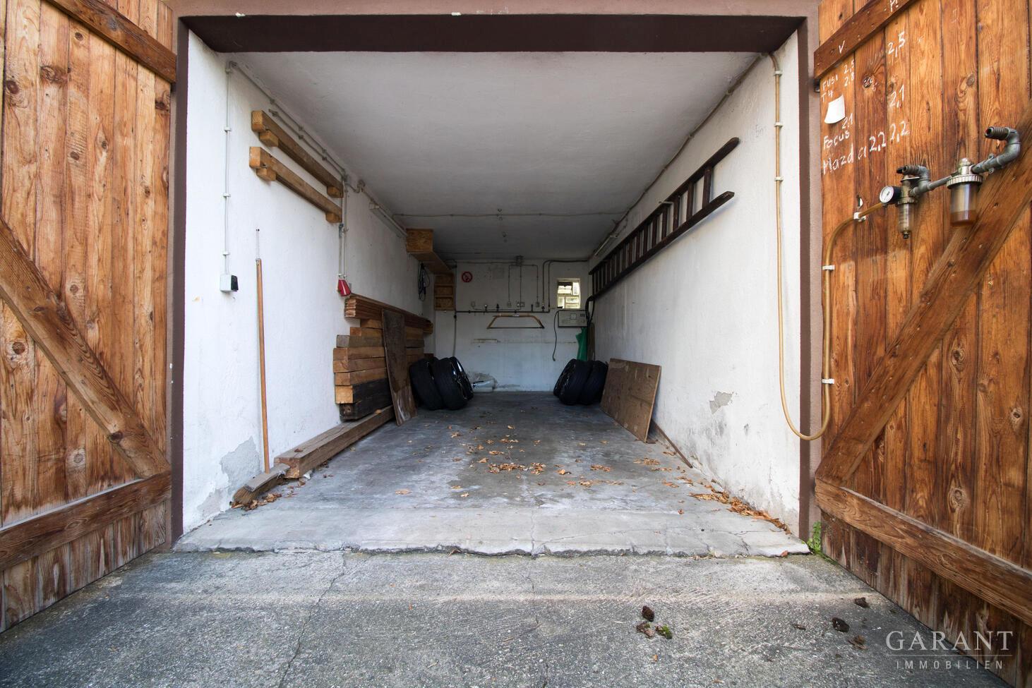 Garage groß