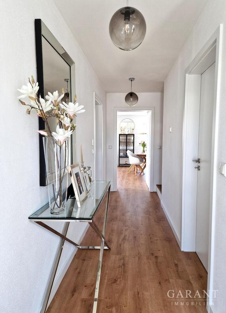 Flur Richtung Wohnen