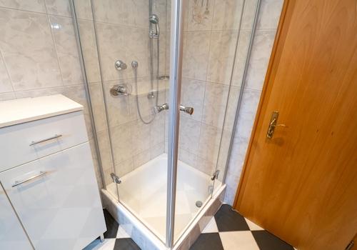 Badezimmer 2 im Souterrain