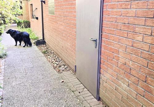 Mietobjekt 1. Garage+Haus