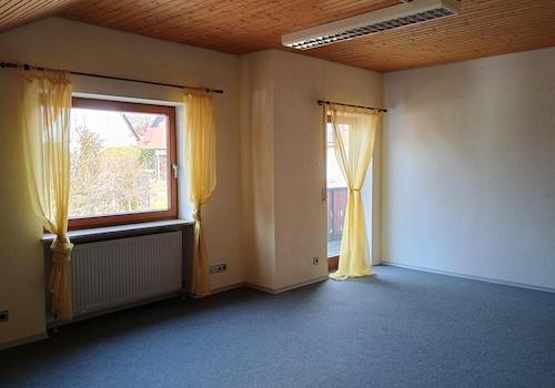 OG Schlafzimmer mit Balkon