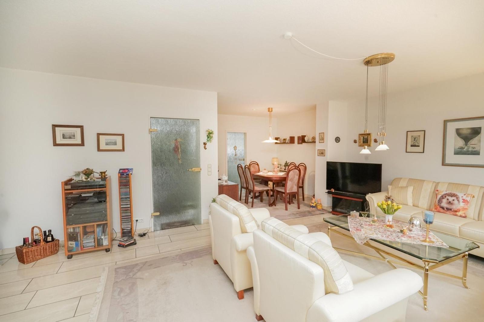 Wohn- und Essbereich