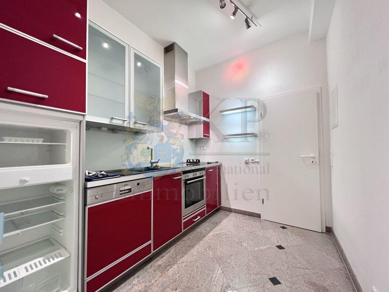 EINBAUKÜCHE/ TEEKÜCHE