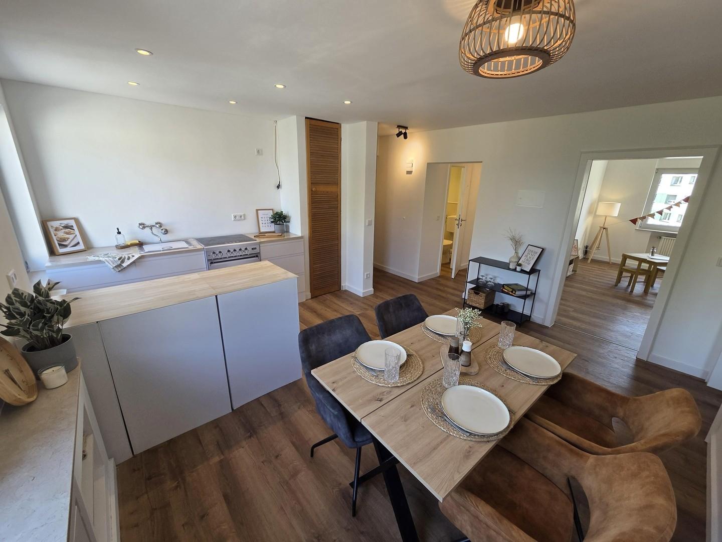 Wohn- und Essbereich 