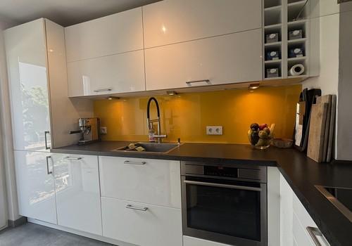 Küche mit Miele / AEG