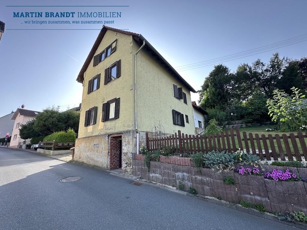 Straßenansicht Fachwerkhaus