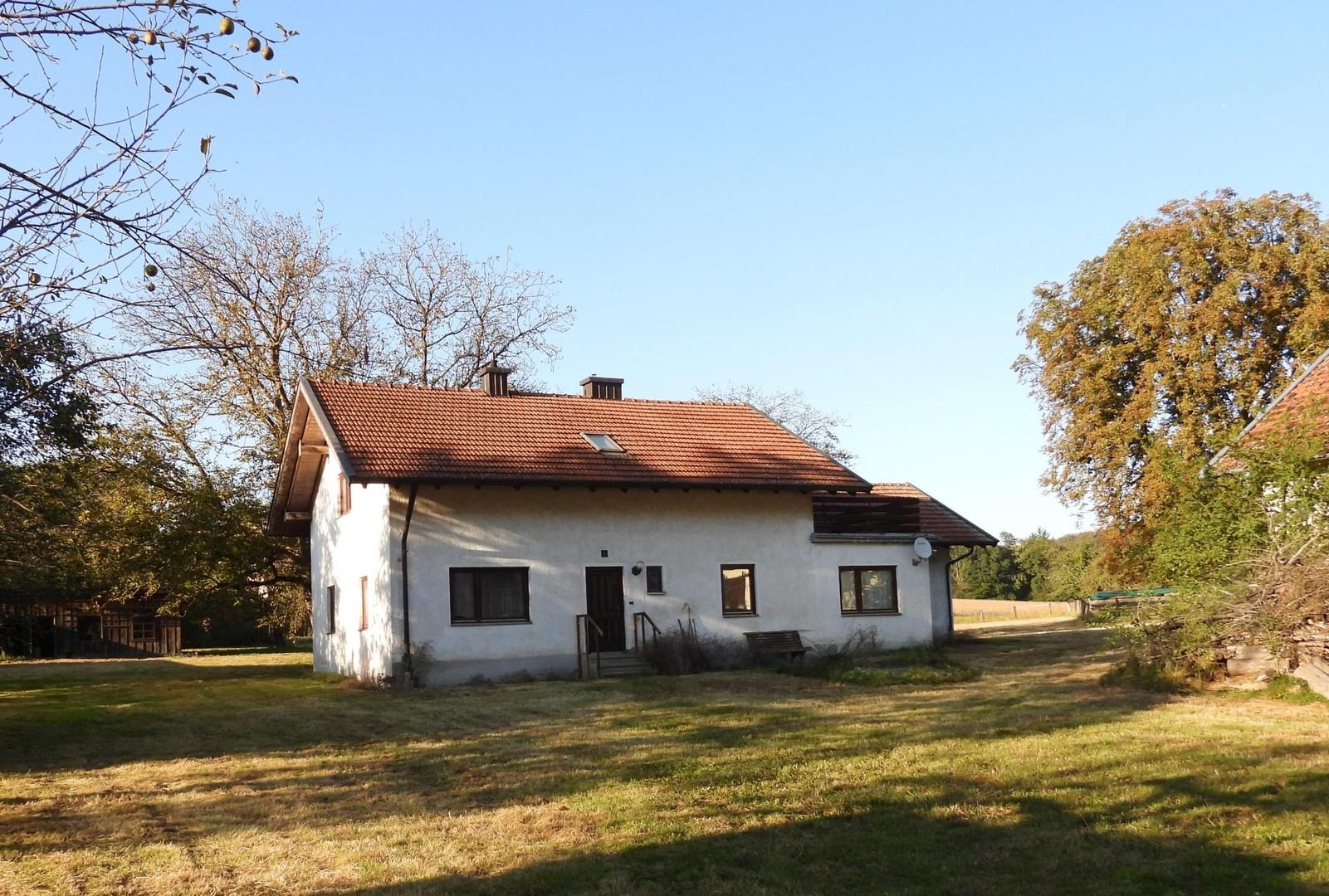 Wohnhaus Südseite mit Anbau