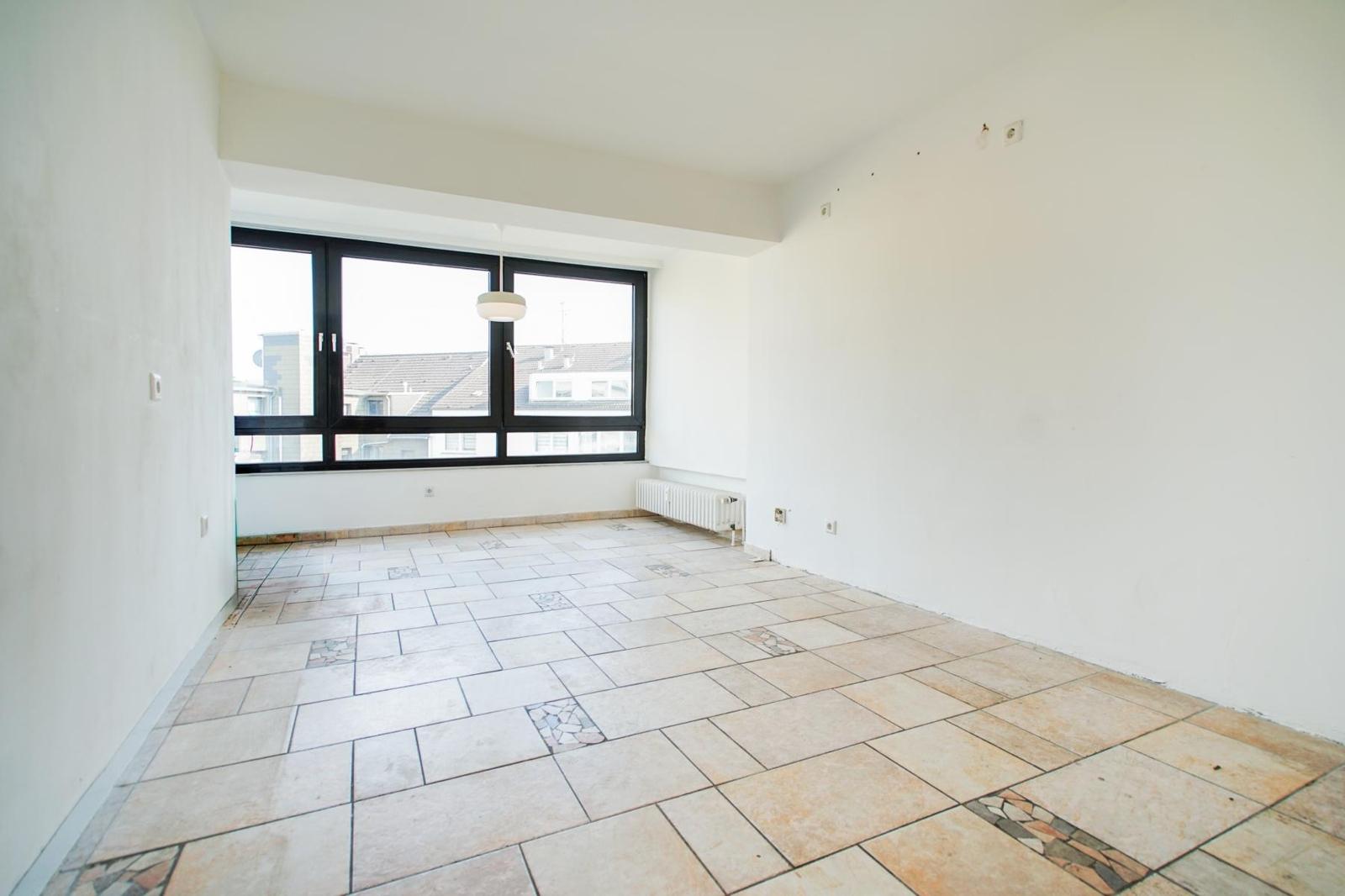 Küche mit Essbereich