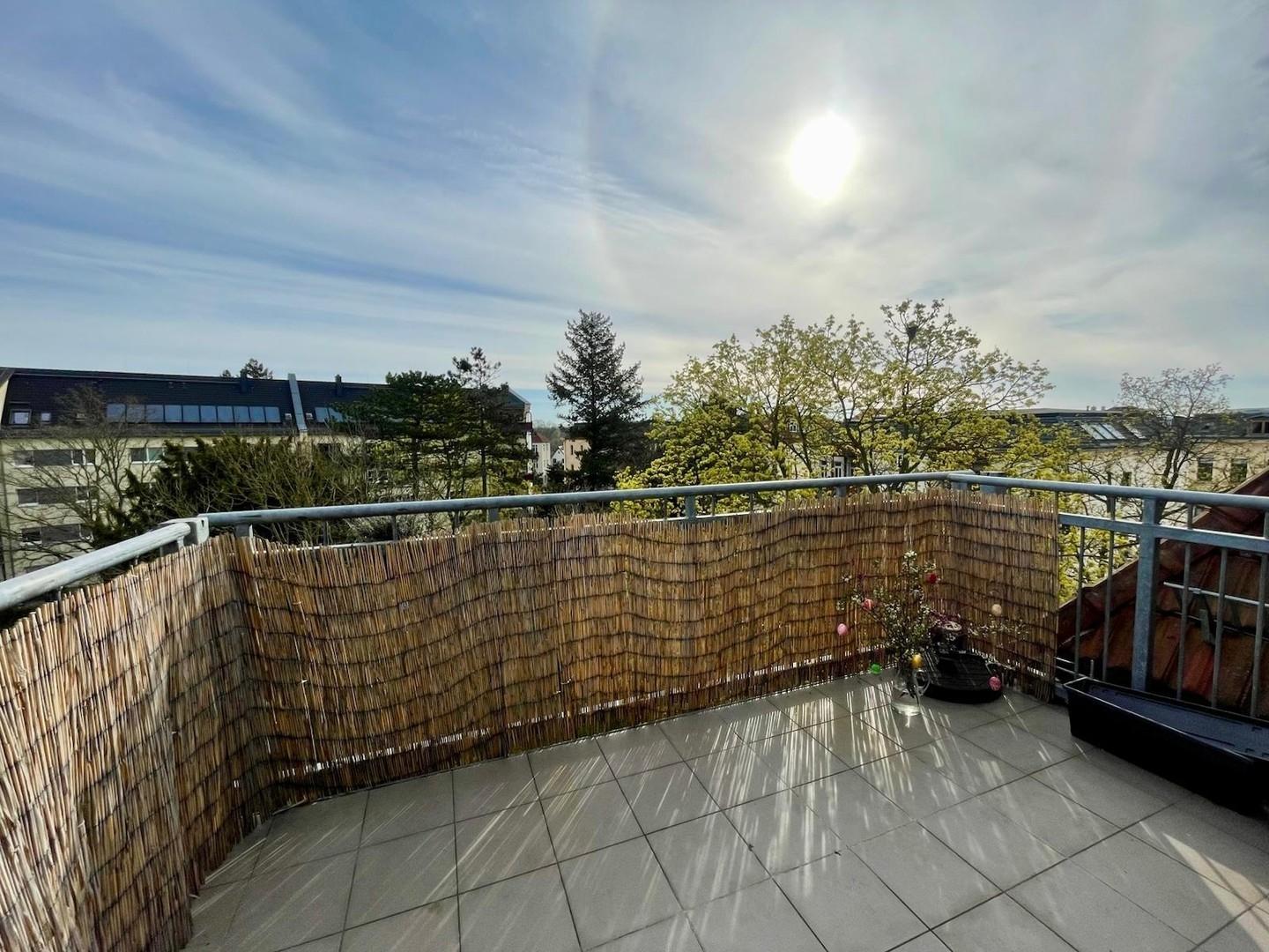 großzügiger Balkon