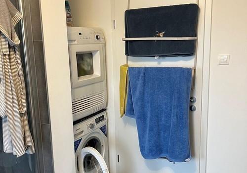 Badezimmer mit Wama & Trockner