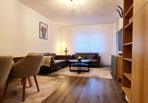 Wohnzimmer/Esszimmer