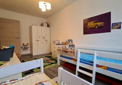 Kinder-/Arbeitszimmer