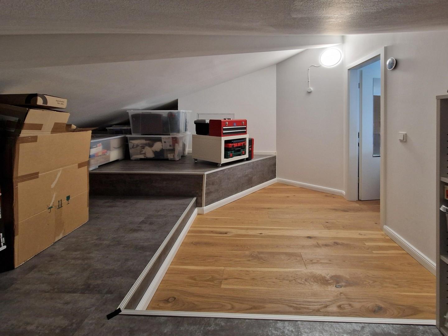 09_Abstellr. hinter Galerie_2