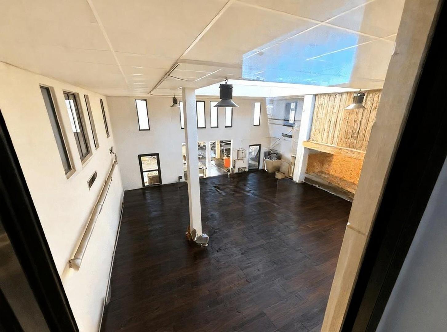 OG Sicht vom Flur ins Atrium