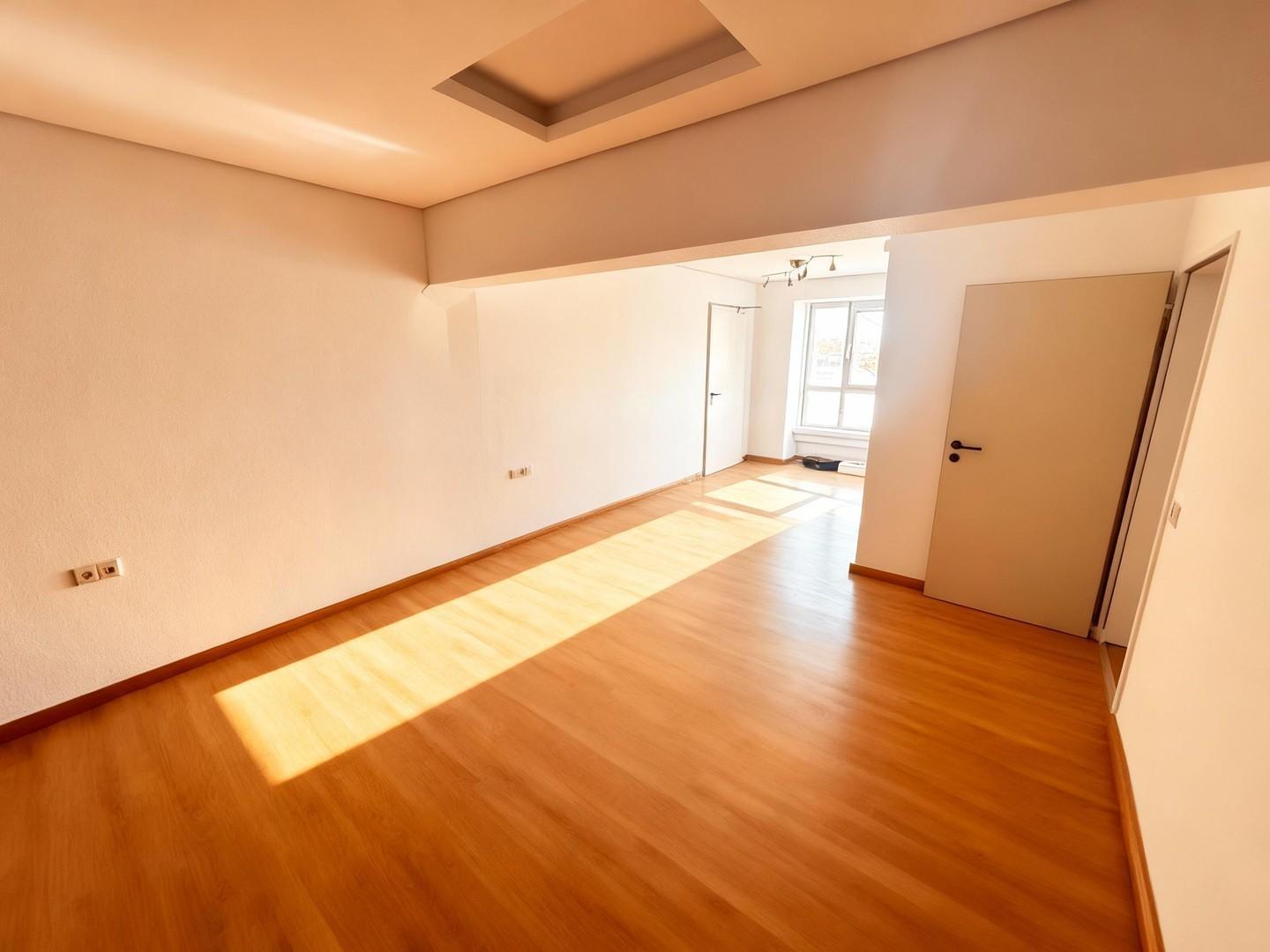 2. Zimmer Wohnung/Büro