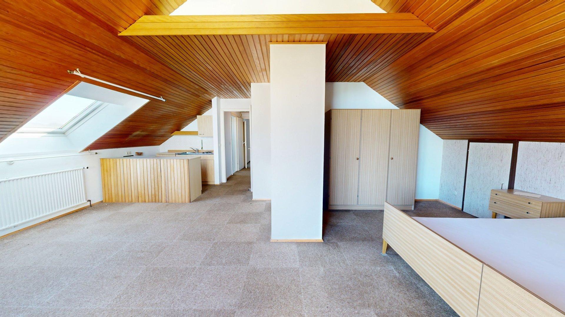 DG Speicherausbau Wohnen, Schlafen, Essen