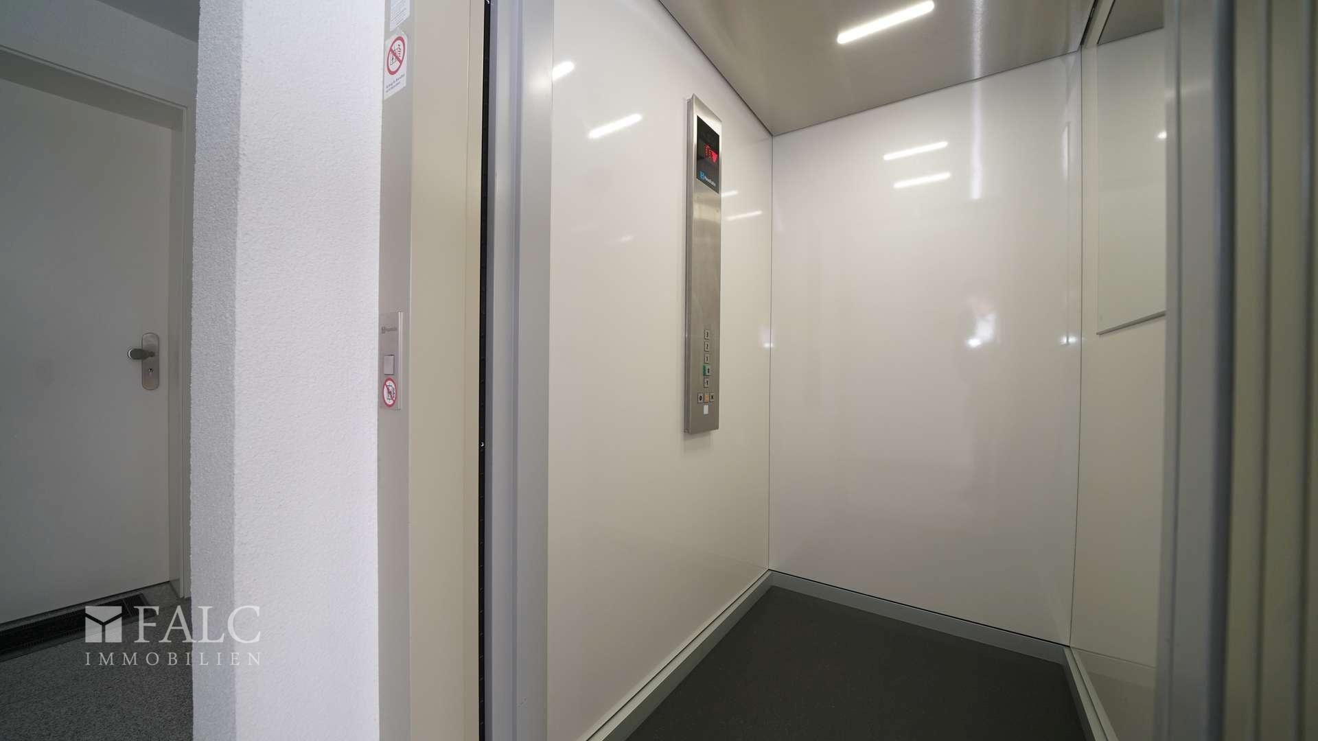 Praktischer Aufzug