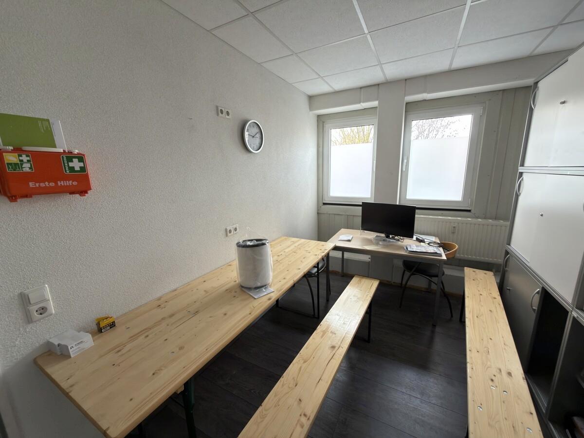 Büro/Aufenthaltsraum im Erdgeschoss