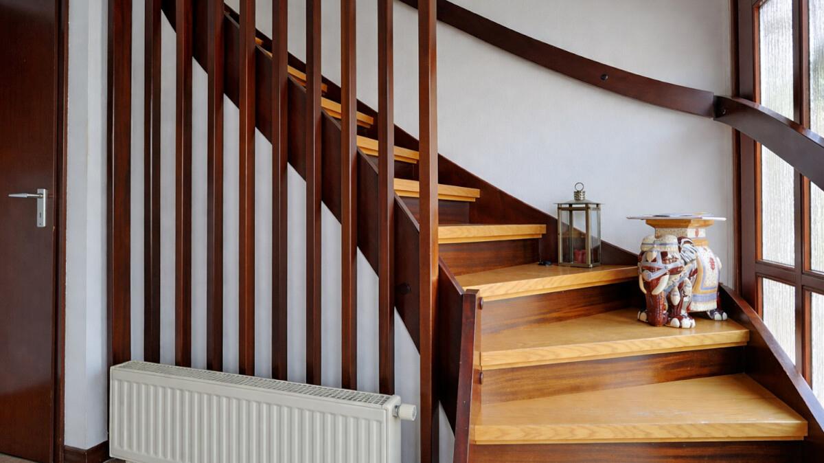 Holztreppe