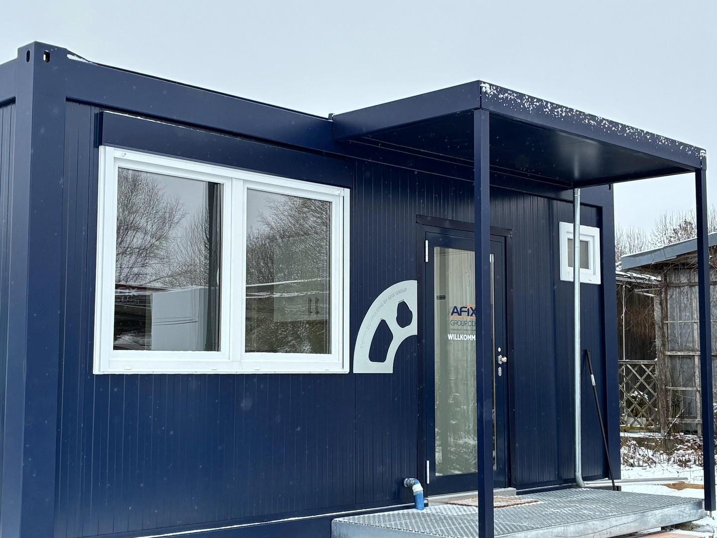 Bürocontainer Eingang