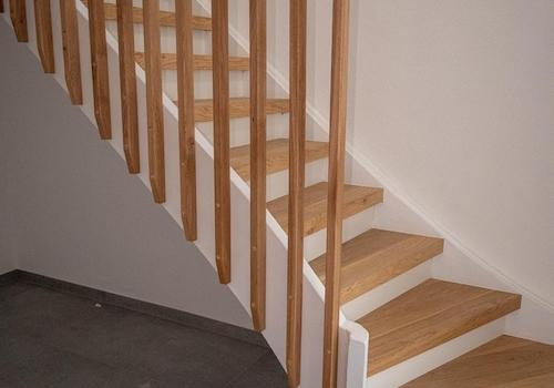 Treppe zwischen OG und DG