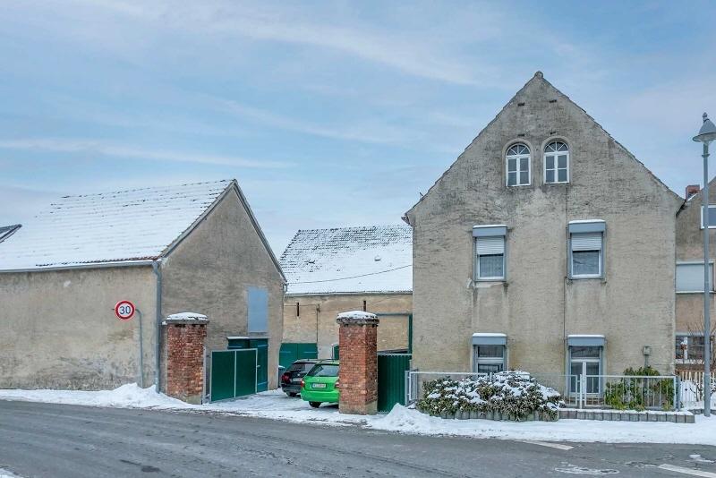 Straßenansicht