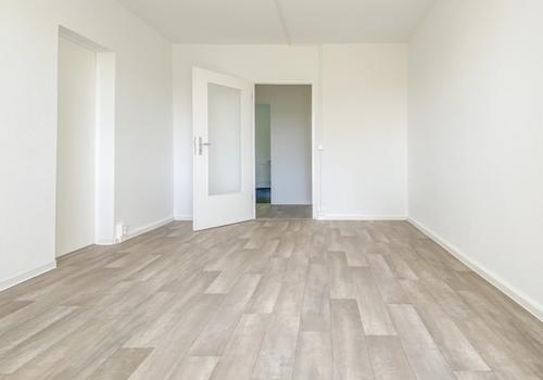 Wohnzimmer_Blick vom Balkon