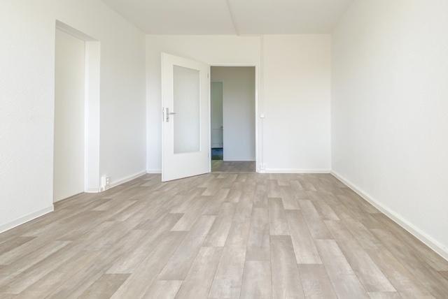 Wohnzimmer_Blick vom Balkon