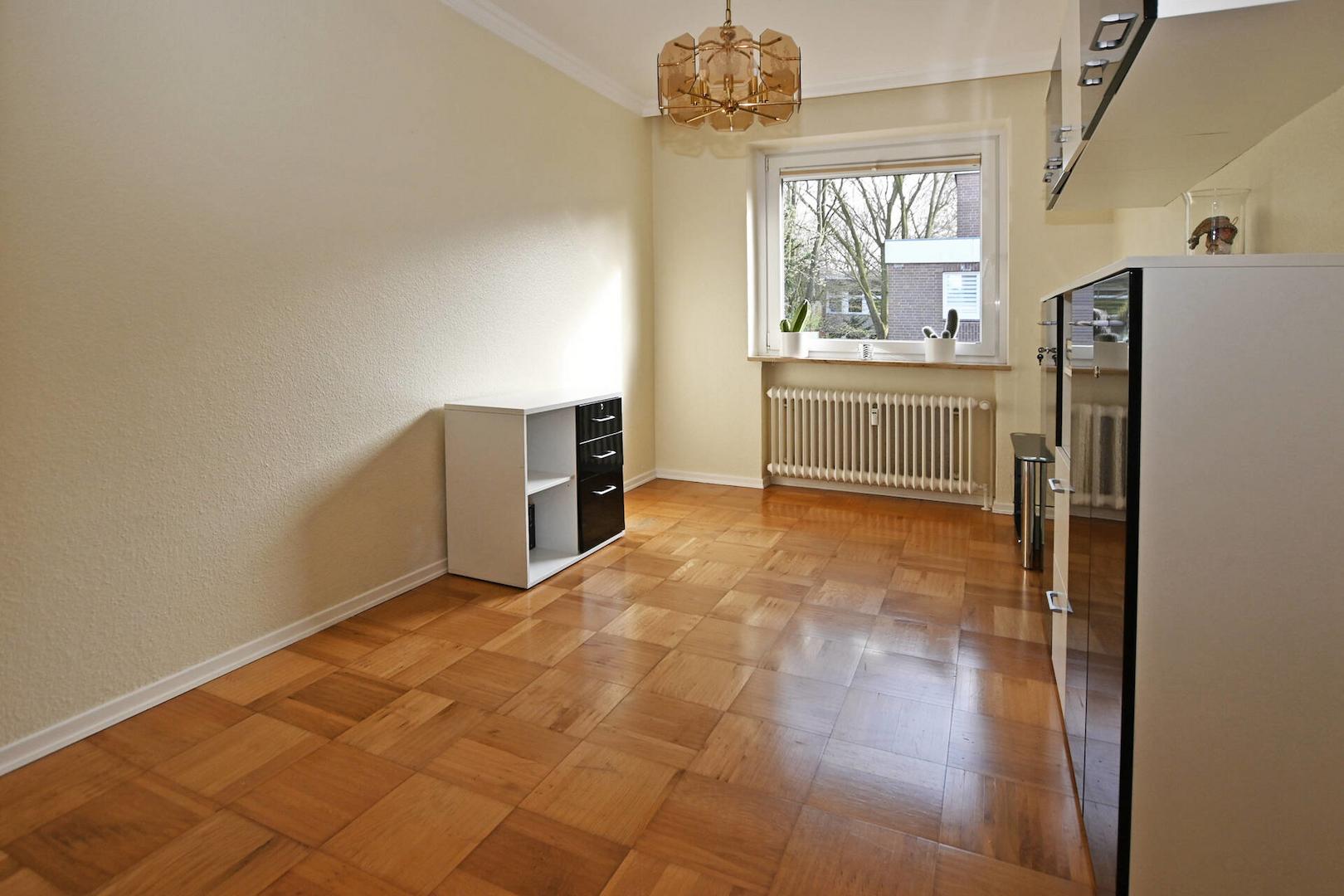 weiteres Zimmer nach Süden/Balkon