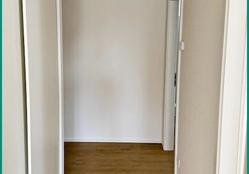 Flur mit Einbauschrank