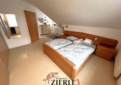 19- Schlafzimmer DG
