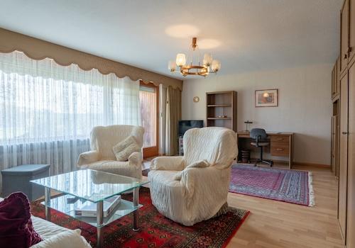 Souterrain - WZ mit Zugang Terrasse