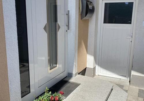 Eingangsbereich Außentür