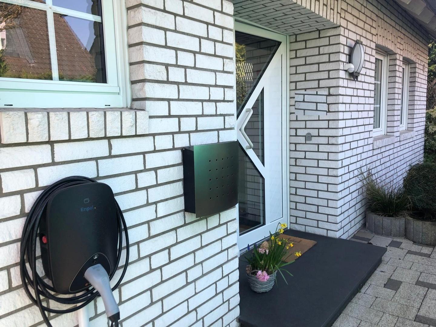 Hausansicht Eingang/Wallbox