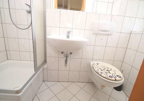 Badezimmer (Referenzfoto)