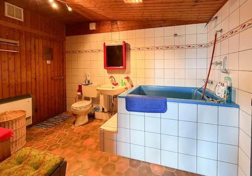 Badezimmer mit Sauna