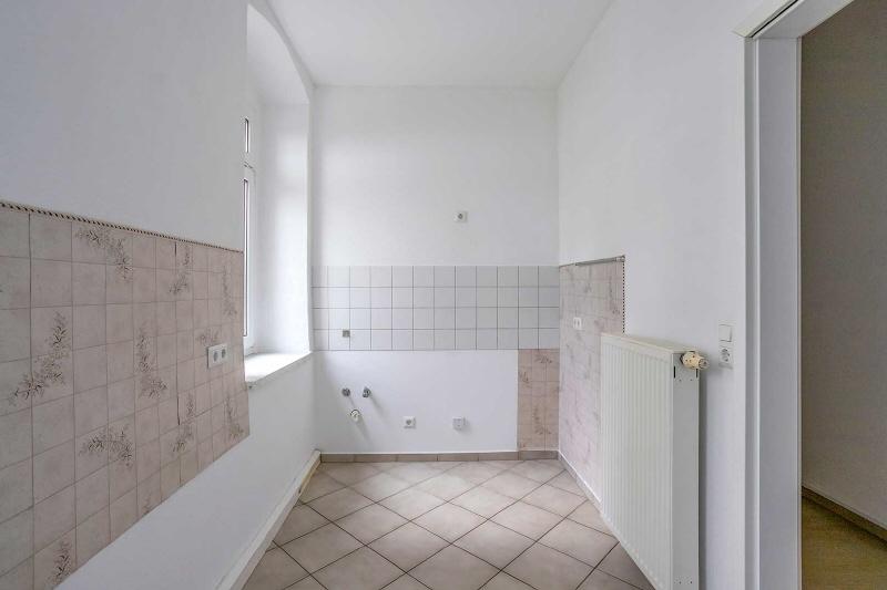 Küche mit Fliesenspiegel