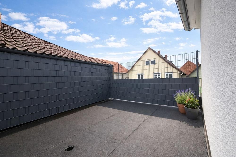 Die Dachterrasse der großen Wohnung 