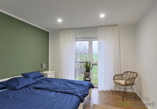 Blick ins Schlafzimmer