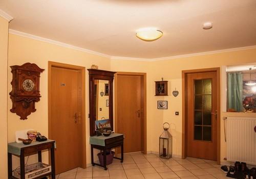 Flur zu Bad, SZ, Küche