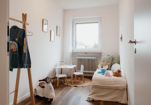 Kinderzimmer / Arbeitszimmer