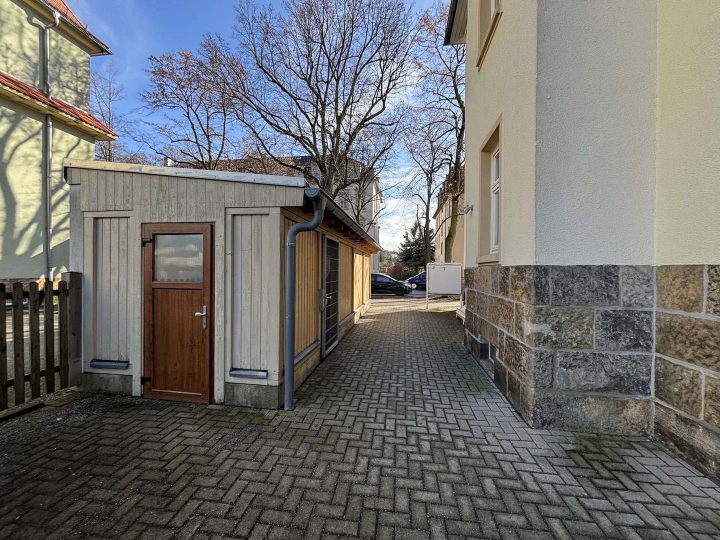 Mülltonnenbehausung 