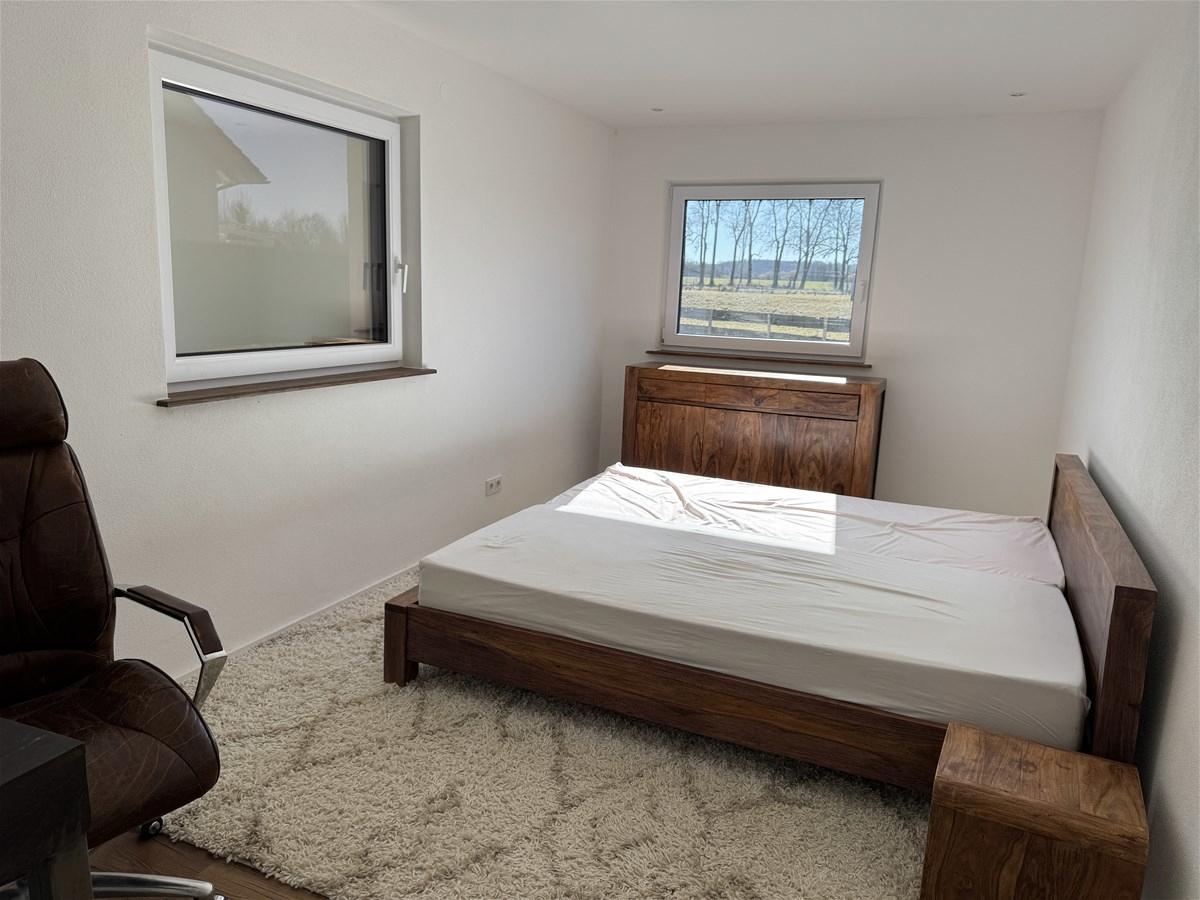 EG: Schlafzimmer1