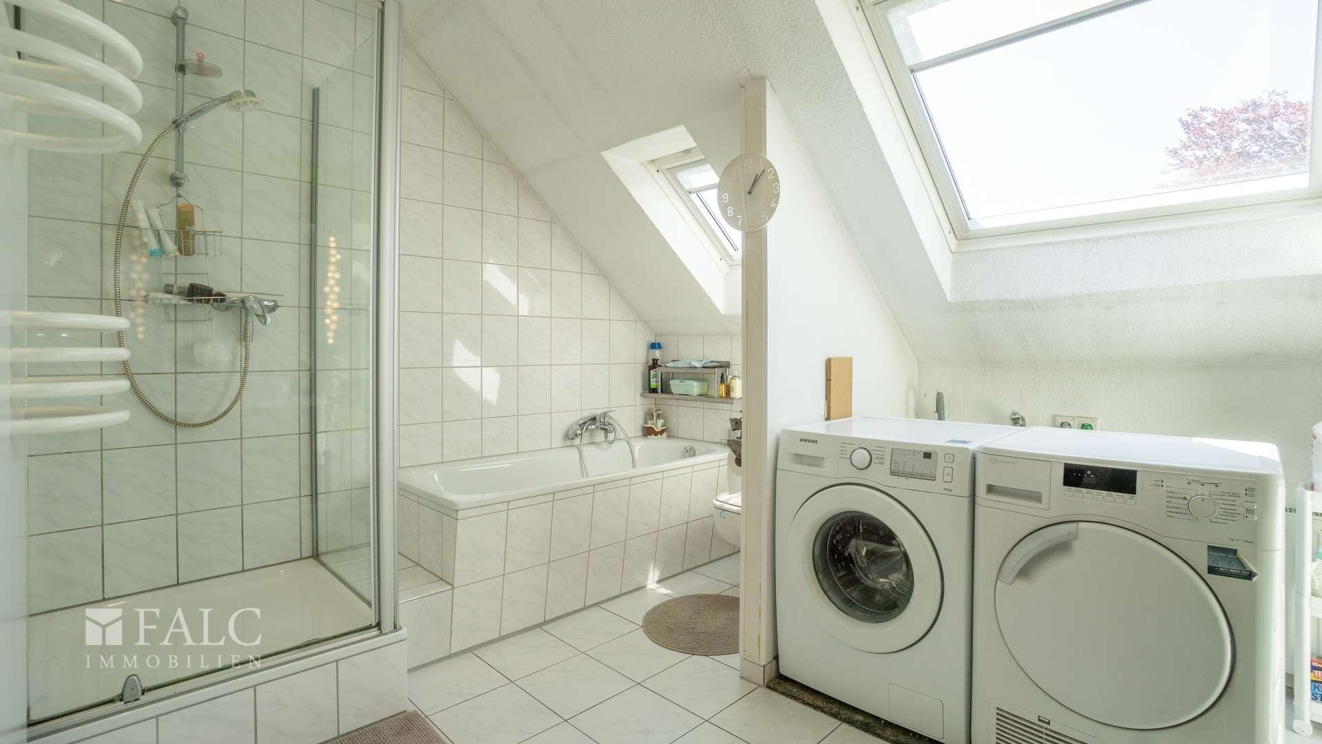 Badezimmer Dachgeschoss 