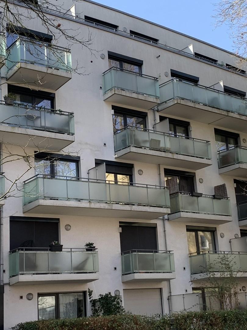 Balkon: Außenansicht