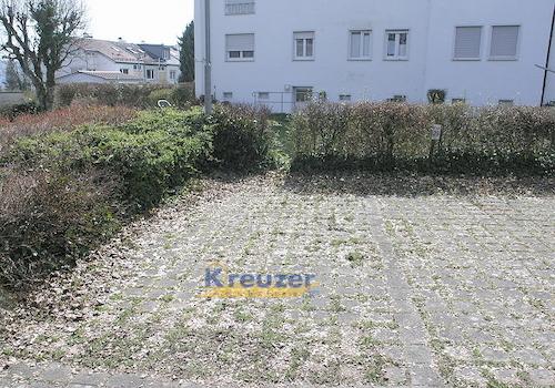 PKW-Aussenstellplatz