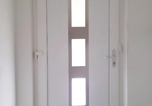 Neuwertige Haustüre