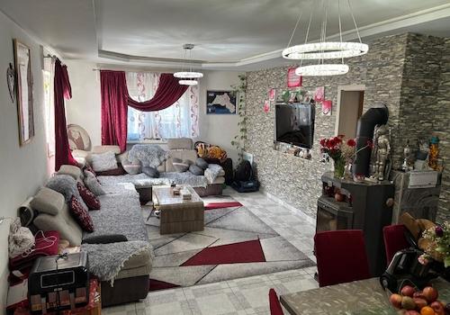 Wohnzimmerblick zur strasse