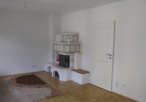 Wohnzimmer mit Kamin