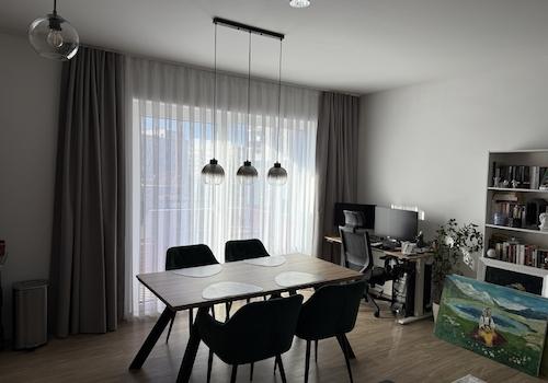 offener Wohn- und Küchenbereich